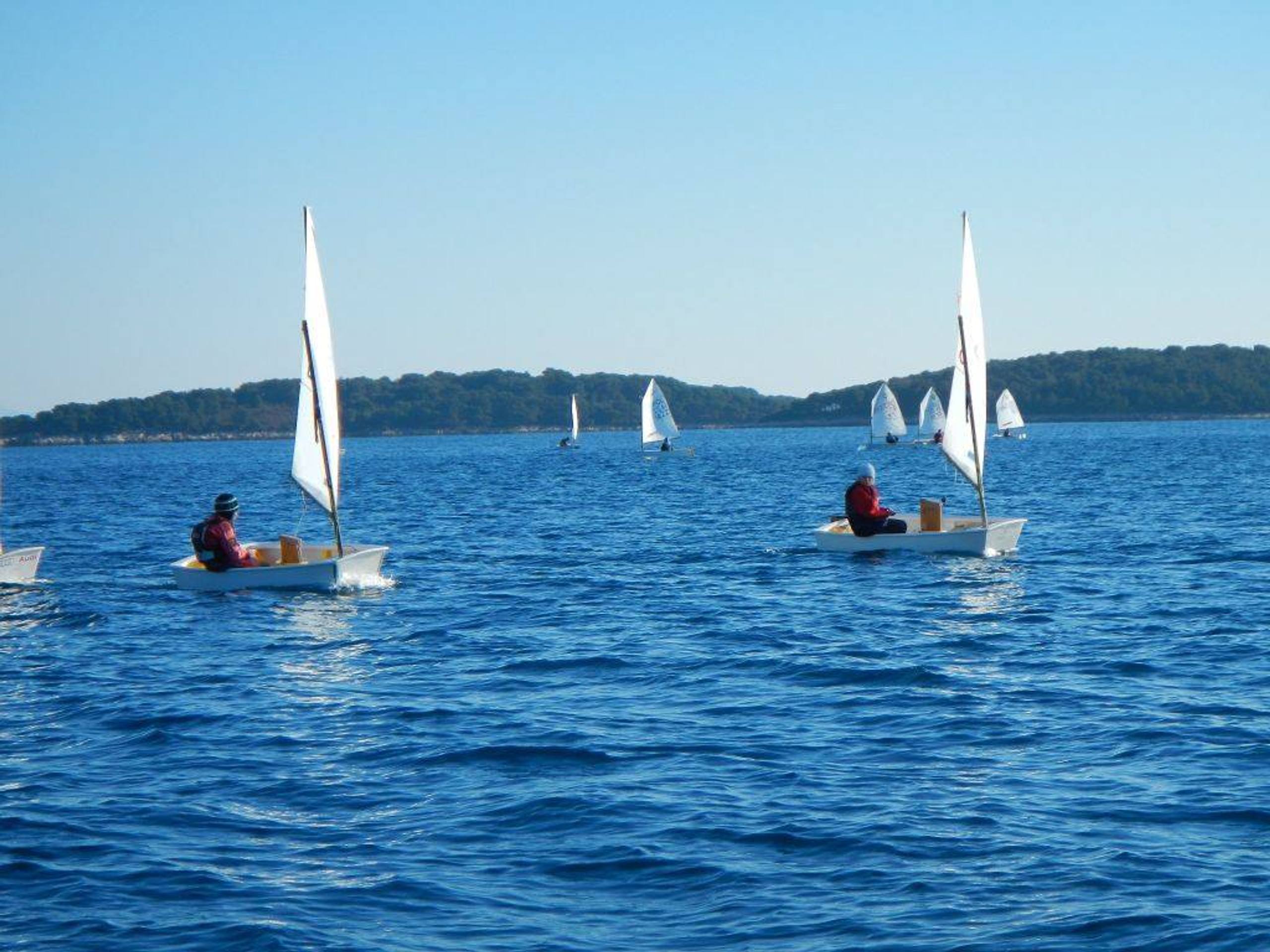 36. Međunarodna novogodišnja regata — Prvenstvo Hrvatske u klasi Optimist, Hvar, prosinac 2012. — fotografija 45 od 65