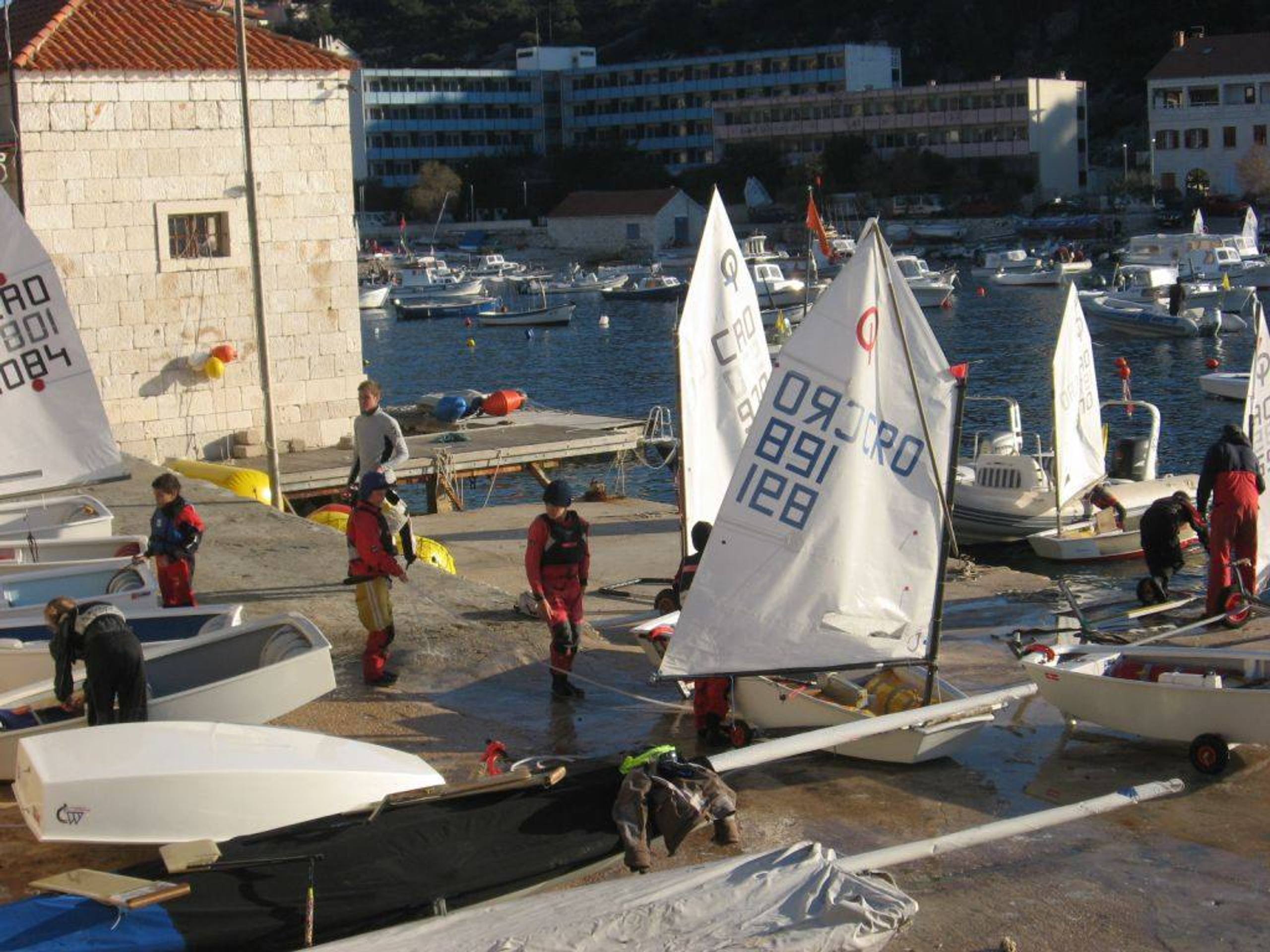 36. Međunarodna novogodišnja regata — Prvenstvo Hrvatske u klasi Optimist, Hvar, prosinac 2012. — fotografija 57 od 65