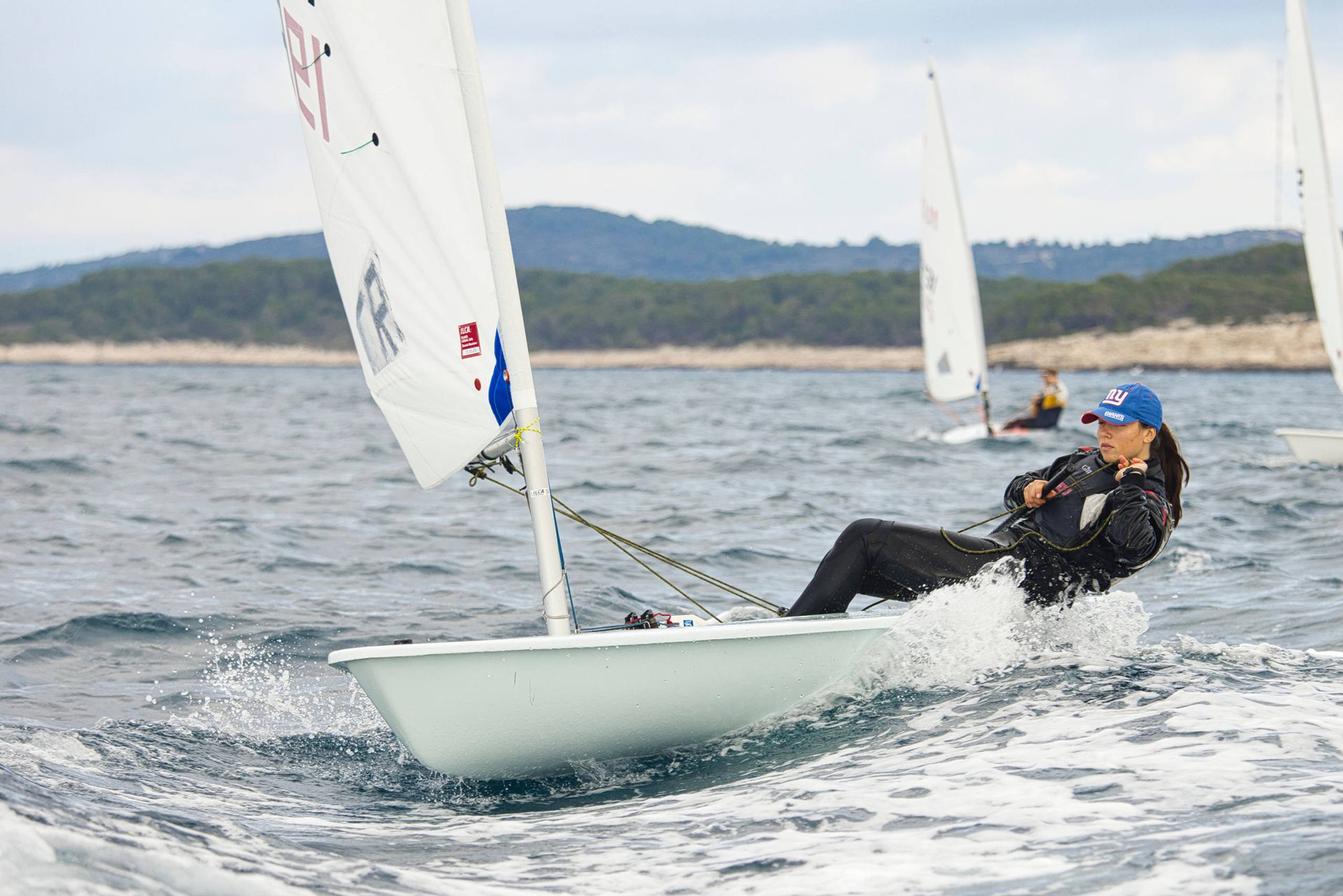 45. Međunarodna novogodišnja regata, Hvar, prosinac 2022. — fotografija 19 od 100