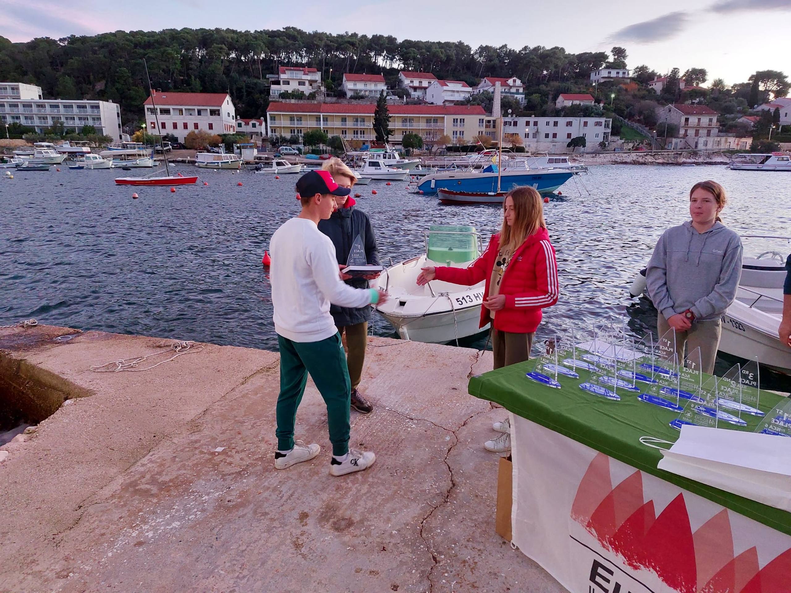 44. MNR: Podjela nagrada, Hvar, prosinac 2021. — fotografija 12 od 33