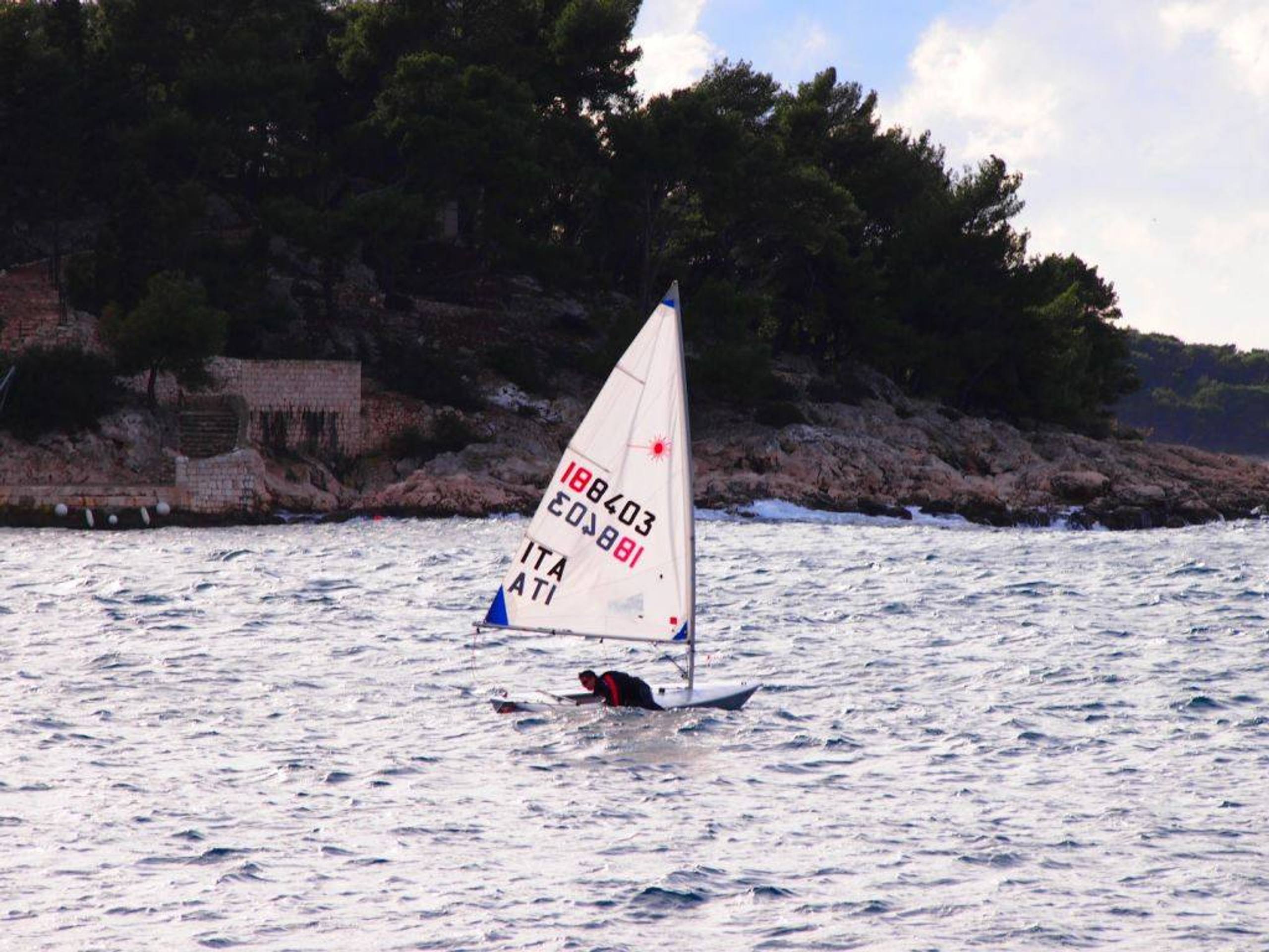 36. Međunarodna novogodišnja regata — Laser, Hvar, prosinac 2012. — fotografija 30 od 77