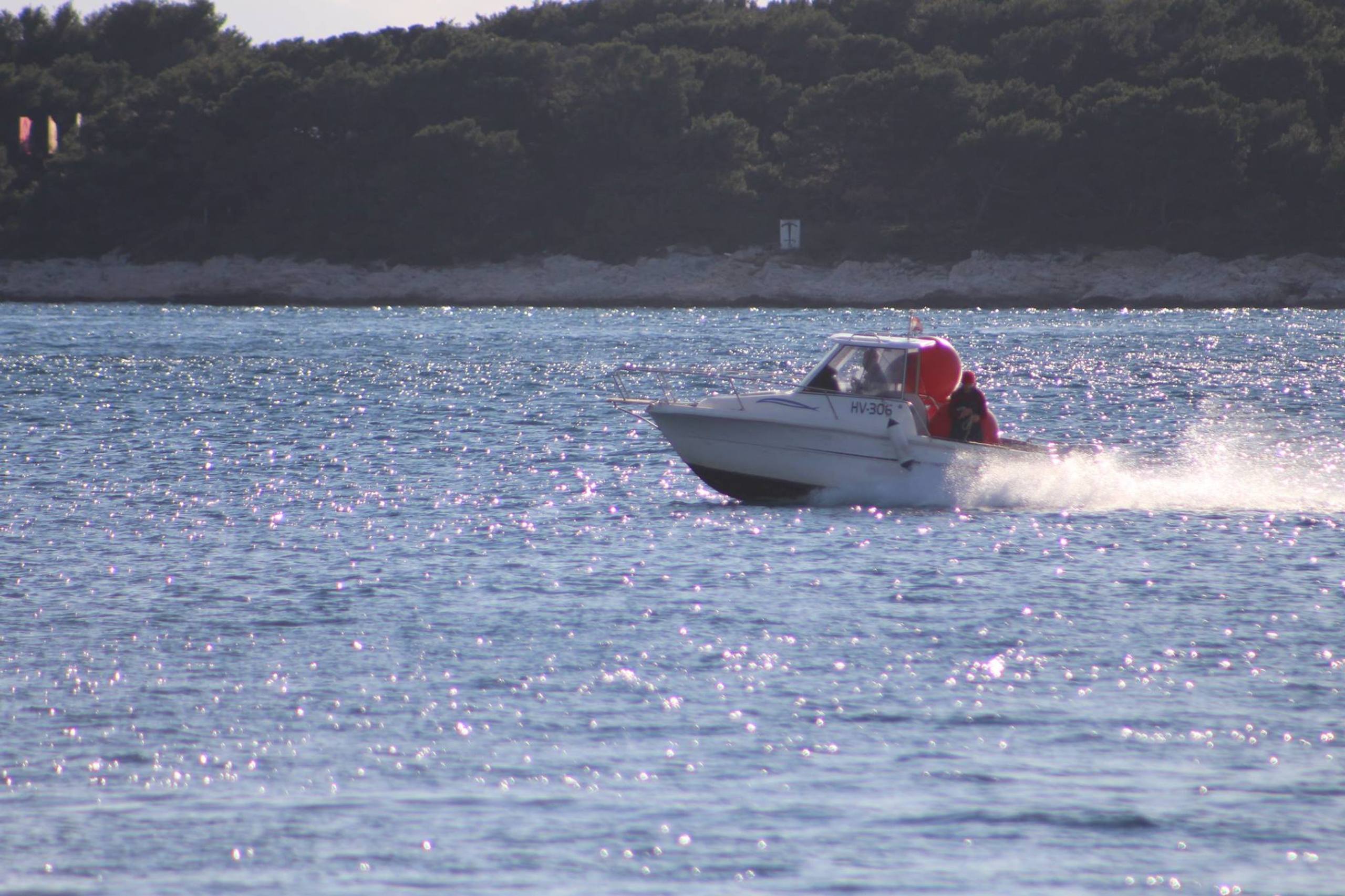 41. Međunarodna novogodišnja regata, Hvar, prosinac 2017. — fotografija 37 od 100