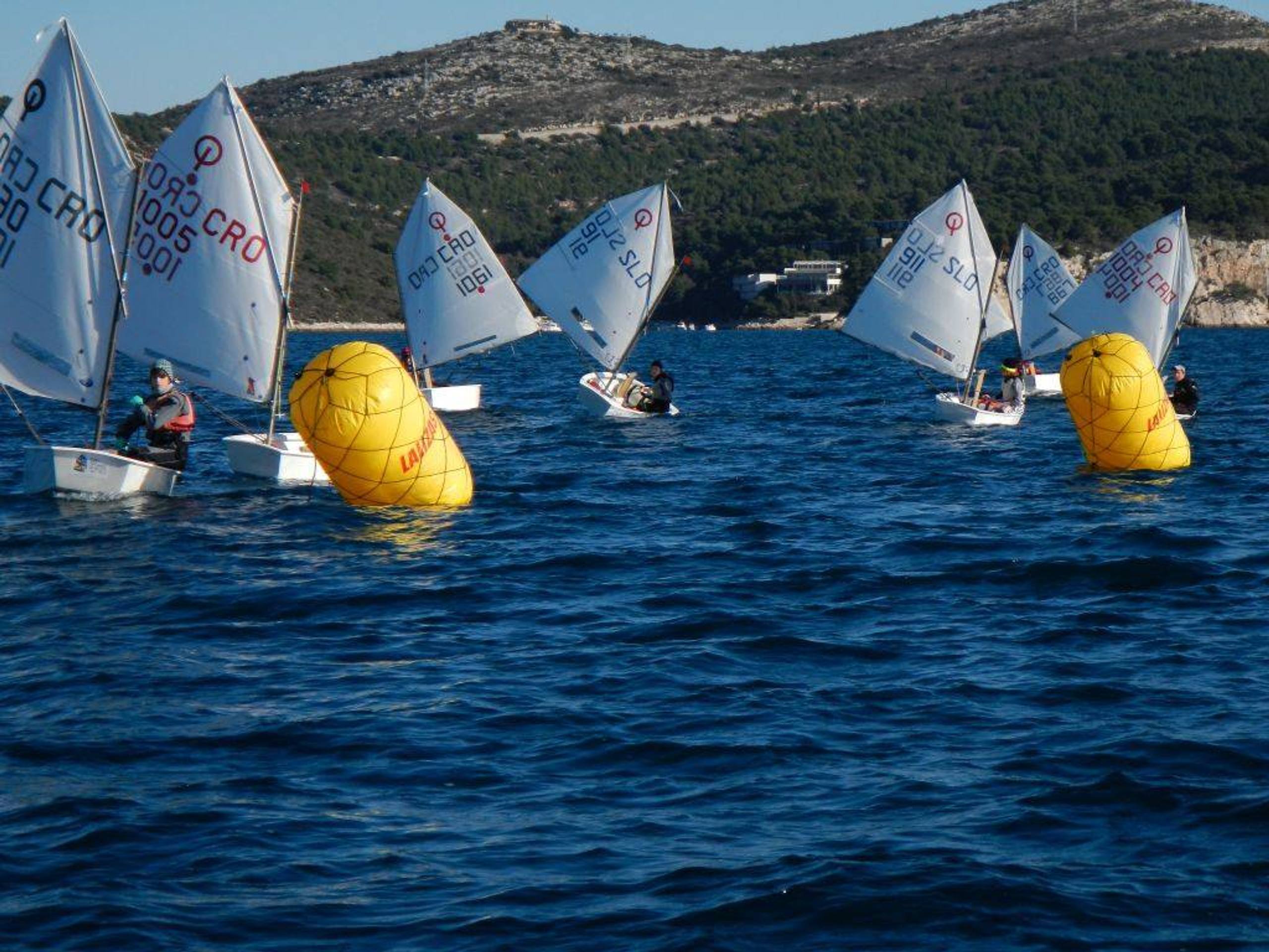 36. Međunarodna novogodišnja regata — Prvenstvo Hrvatske u klasi Optimist, Hvar, prosinac 2012. — fotografija 18 od 65