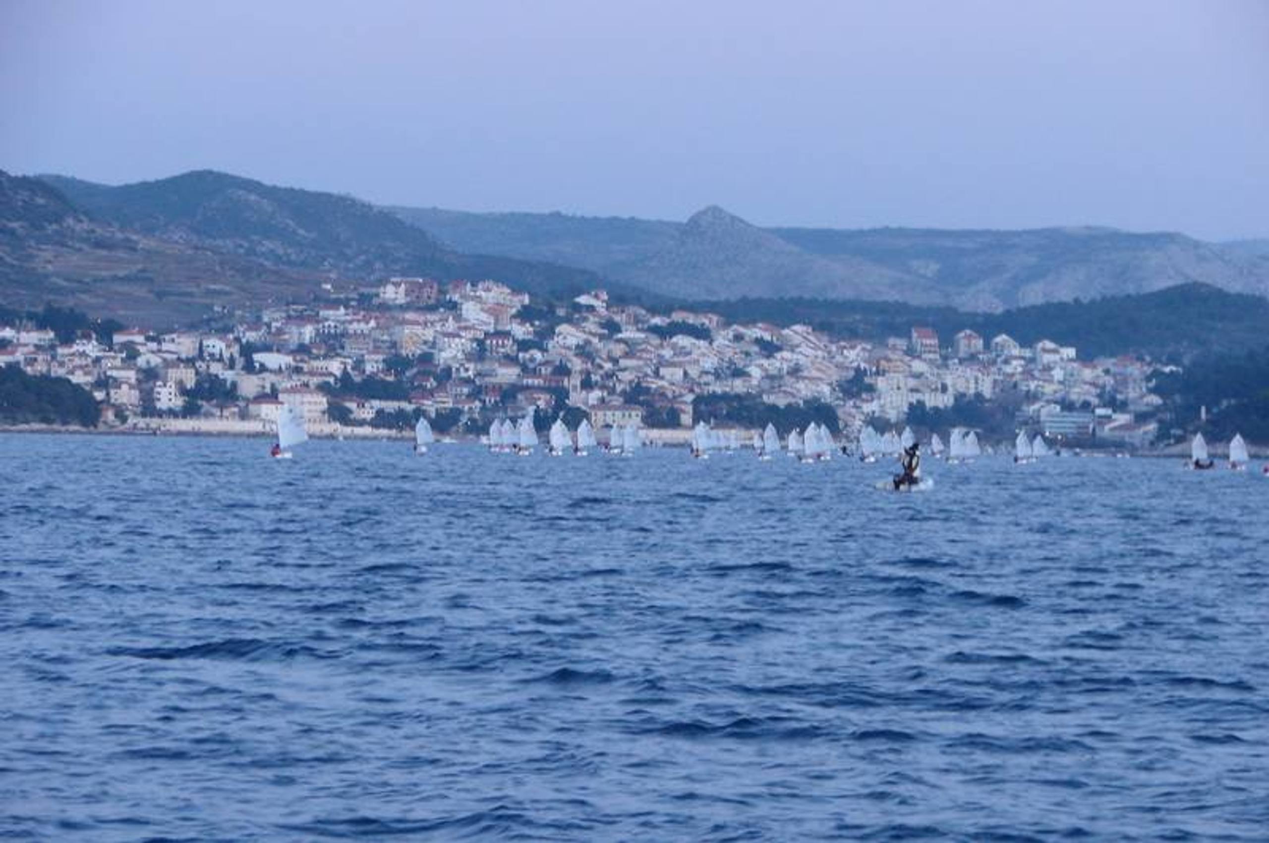 31. Međunarodna novogodišnja regata, Hvar, prosinac 2007. — fotografija 36 od 79