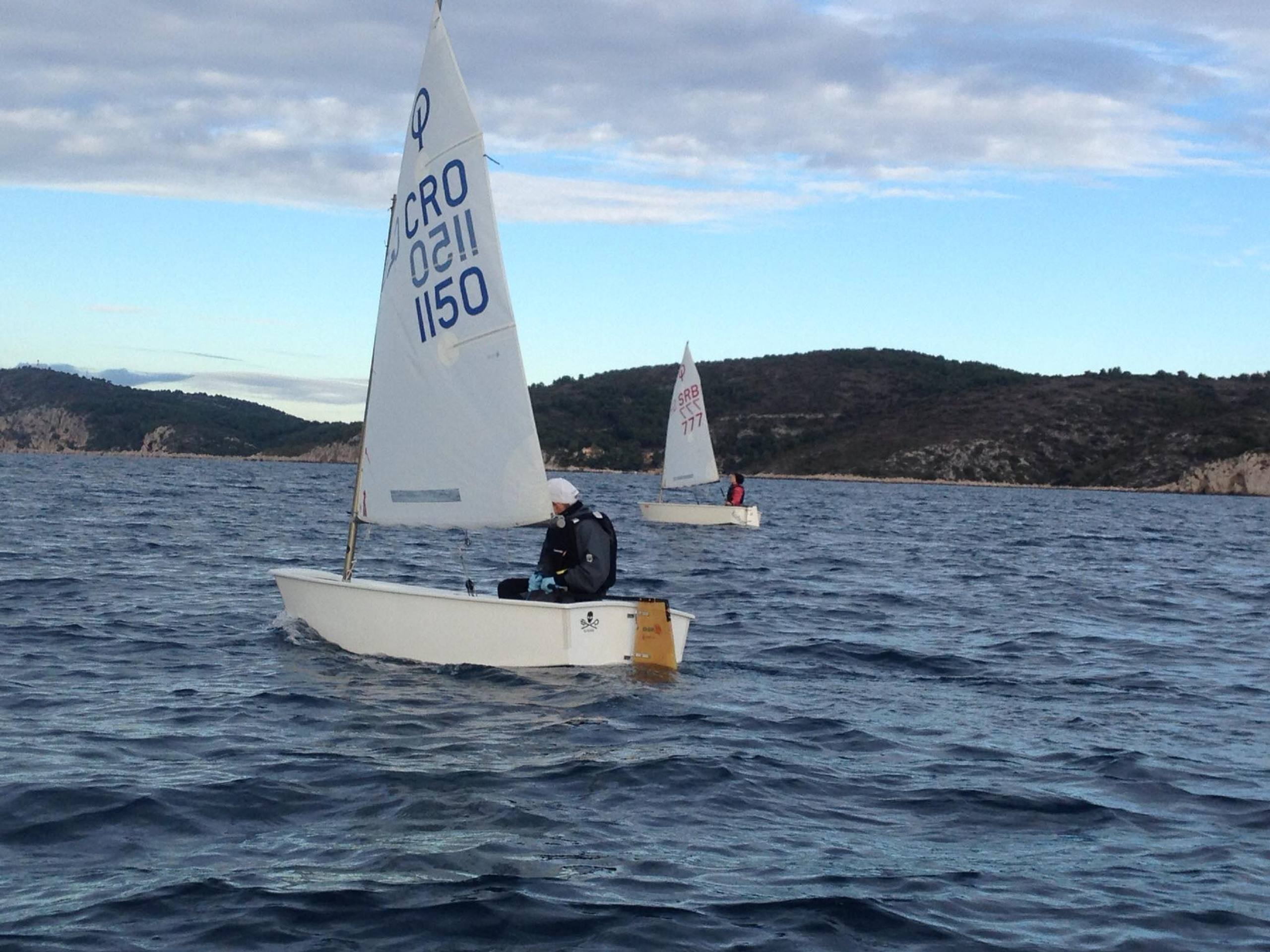 41. Međunarodna novogodišnja regata, Hvar, prosinac 2017. — fotografija 1 od 100