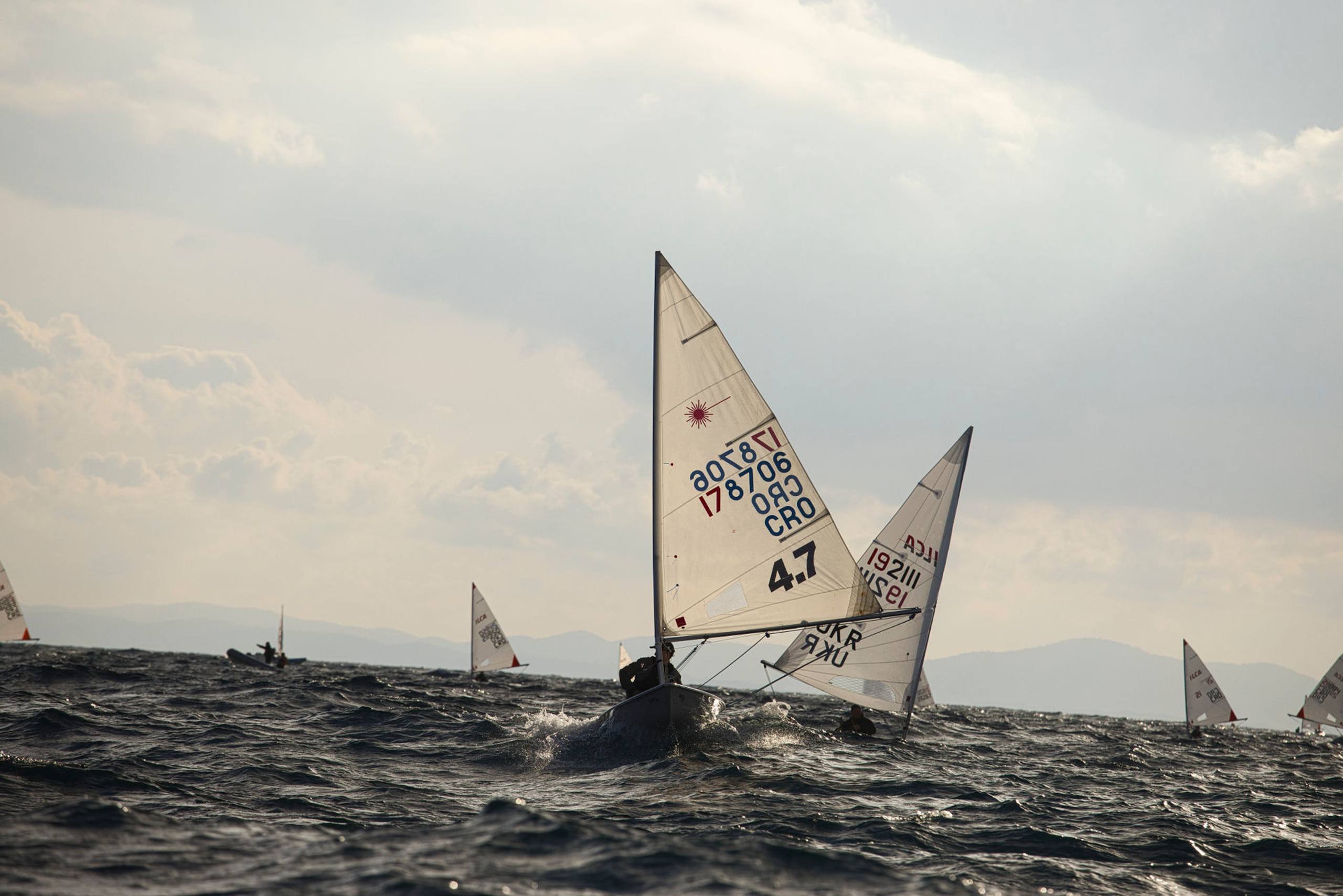 45. Međunarodna novogodišnja regata, Hvar, prosinac 2022. — fotografija 63 od 100