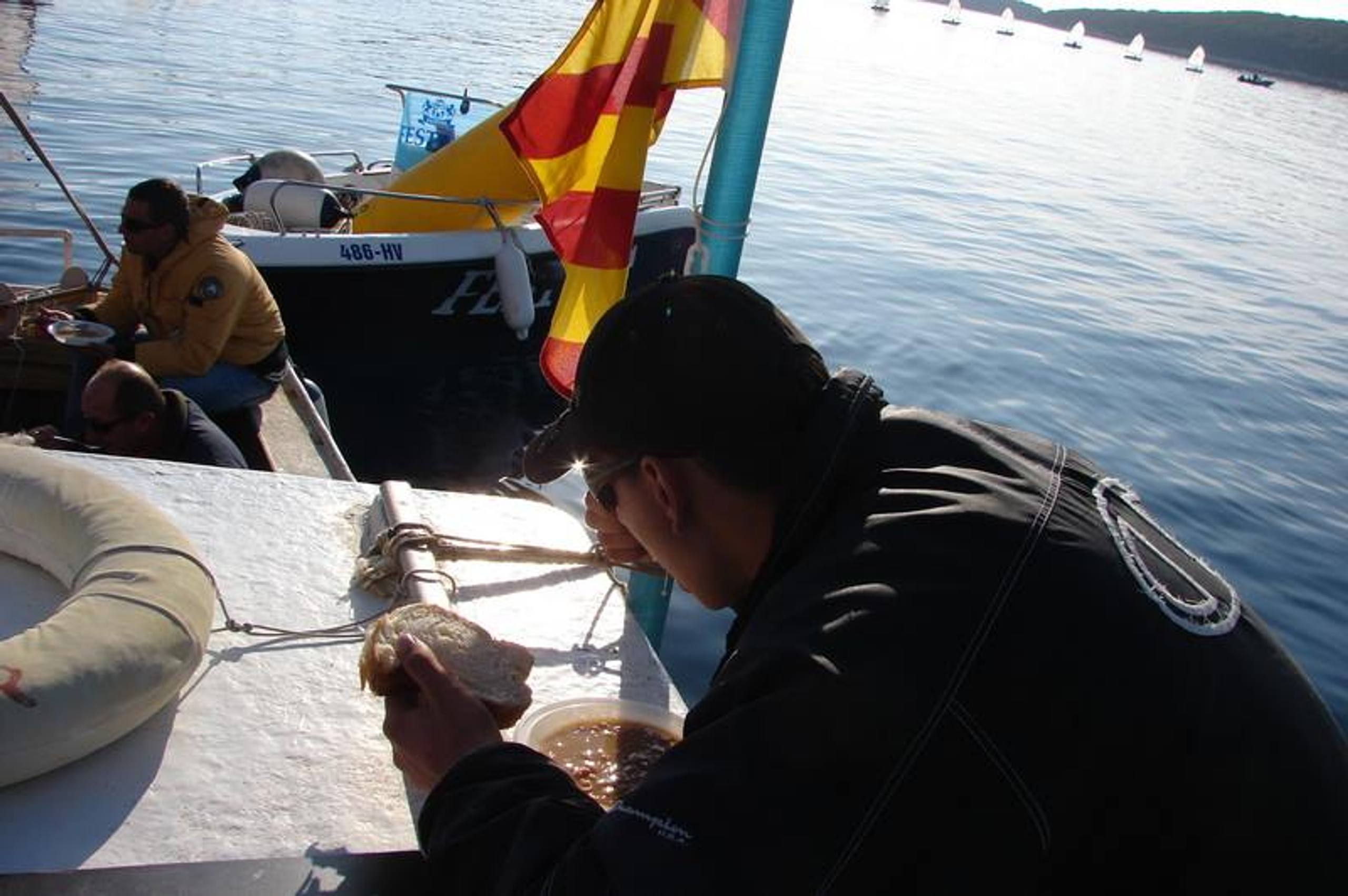 31. Međunarodna novogodišnja regata, Hvar, prosinac 2007. — fotografija 67 od 79