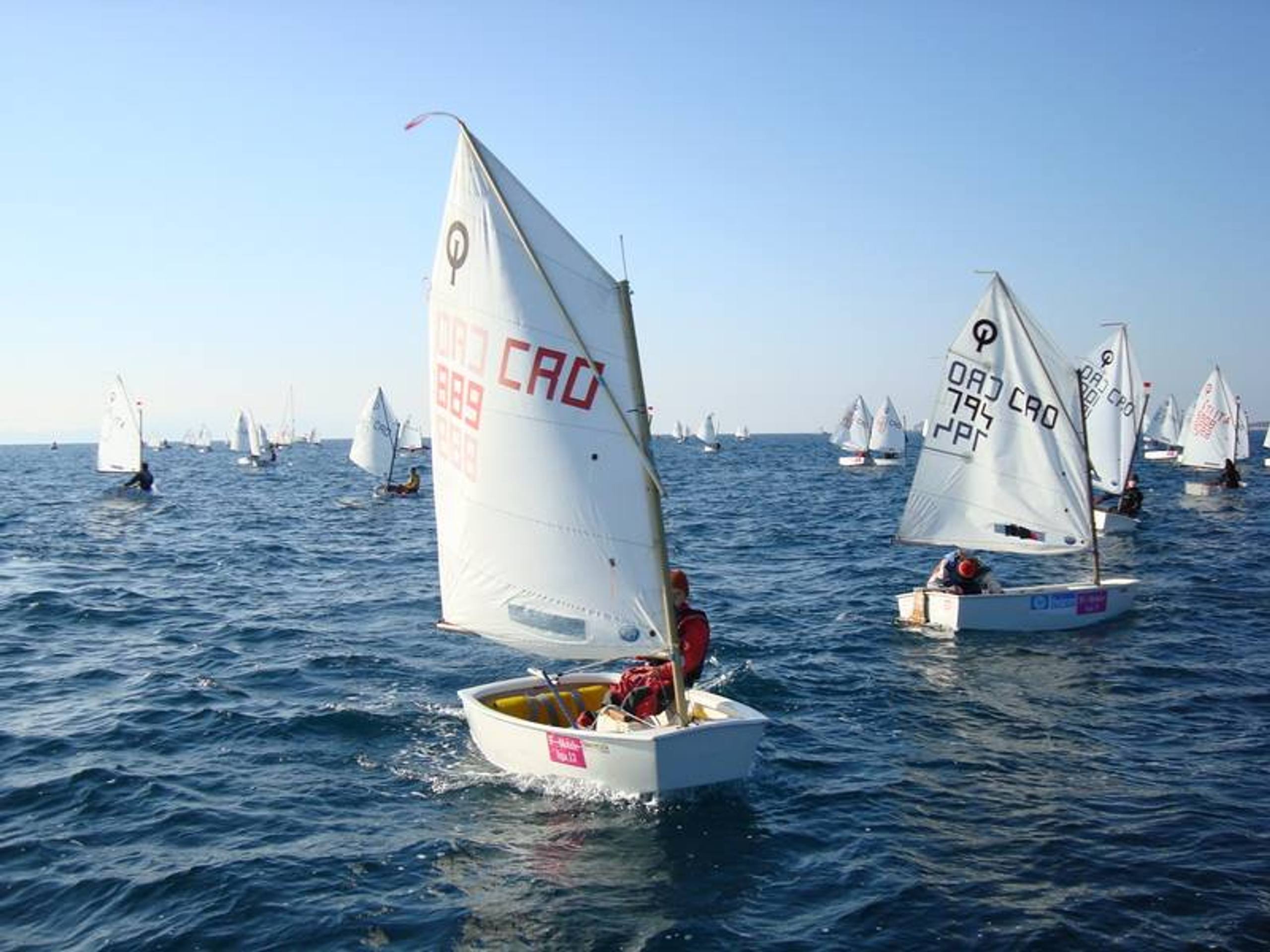 32. Međunarodna novogodišnja regata, Hvar, prosinac 2008. — fotografija 23 od 68