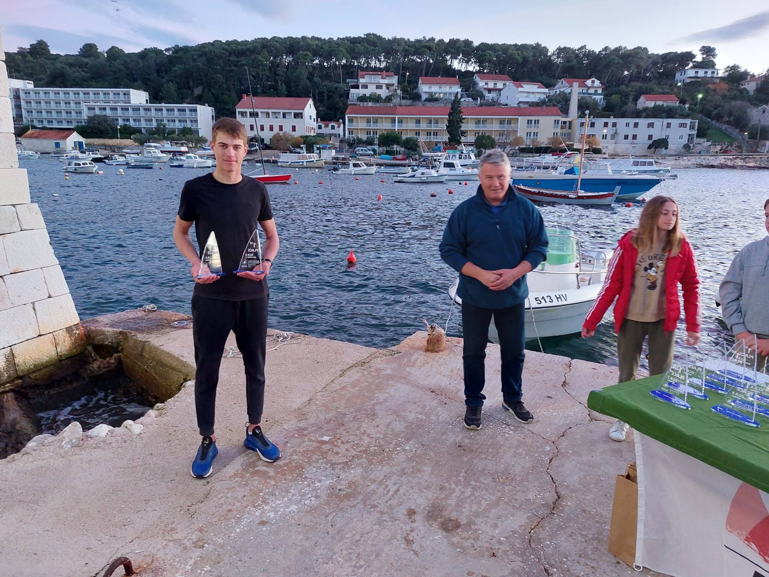 44. MNR: Podjela nagrada, Hvar, prosinac 2021. — fotografija 19 od 33