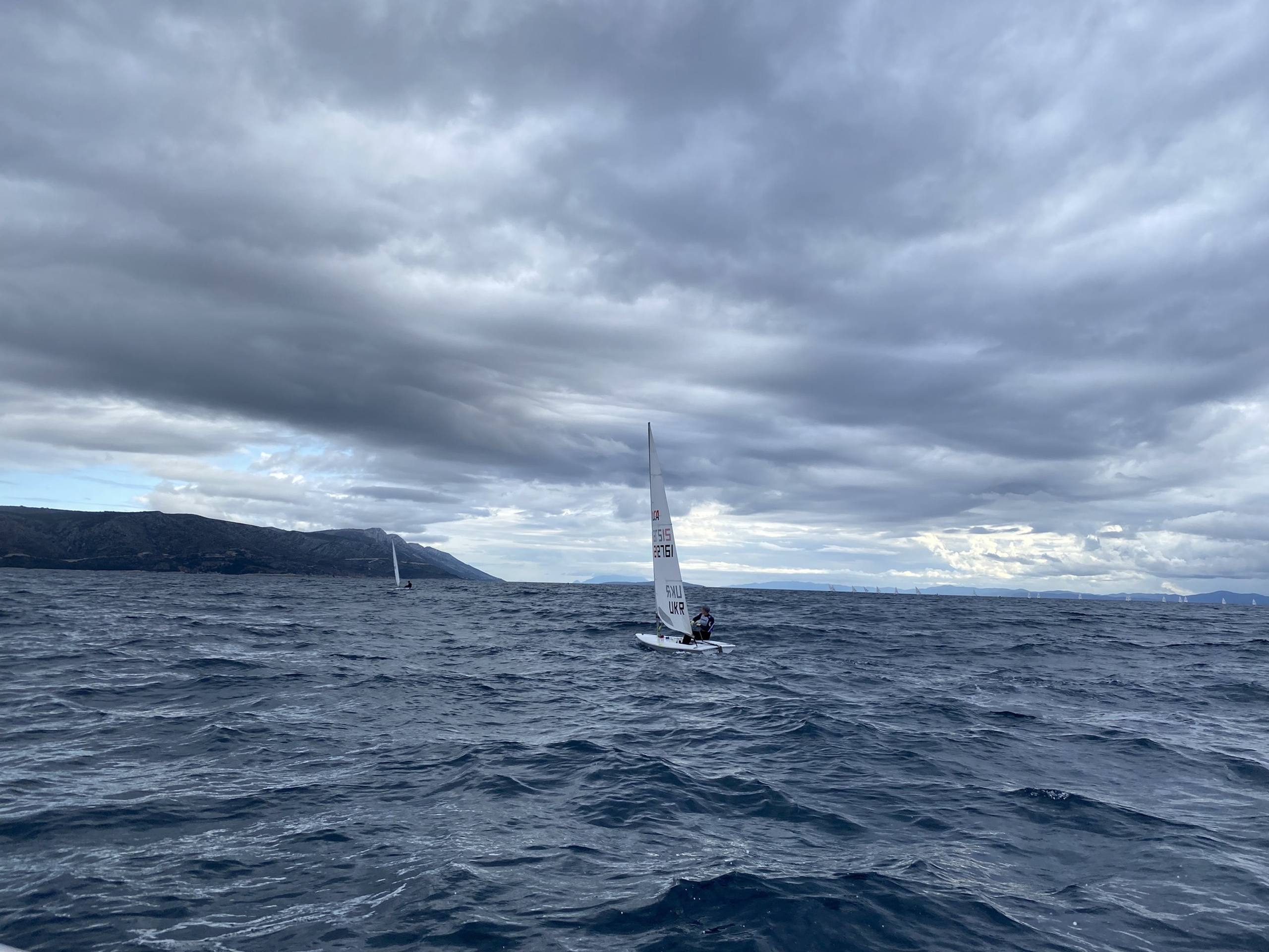 44. Međunarodna novogodišnja regata, Hvar, prosinac 2021. — fotografija 18 od 100