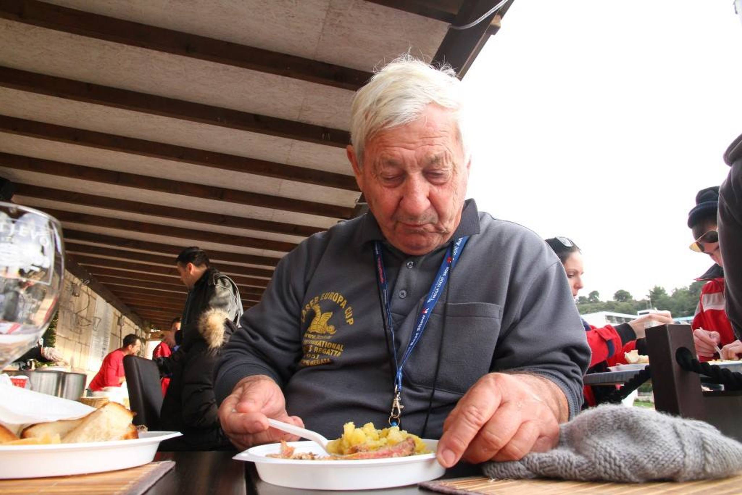 37. Međunarodna novogodišnja regata — Kragić, Hvar, prosinac 2013. — fotografija 81 od 100