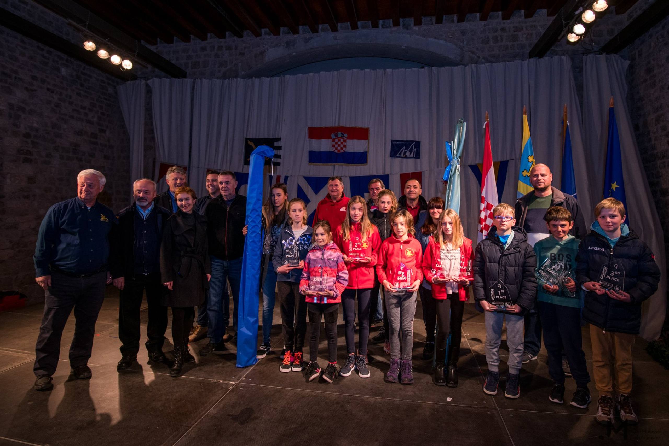 42. MNR: Podjela nagrada za optimiste, Hvar, prosinac 2018. — fotografija 17 od 17 (foto: Jan Mastrovic)