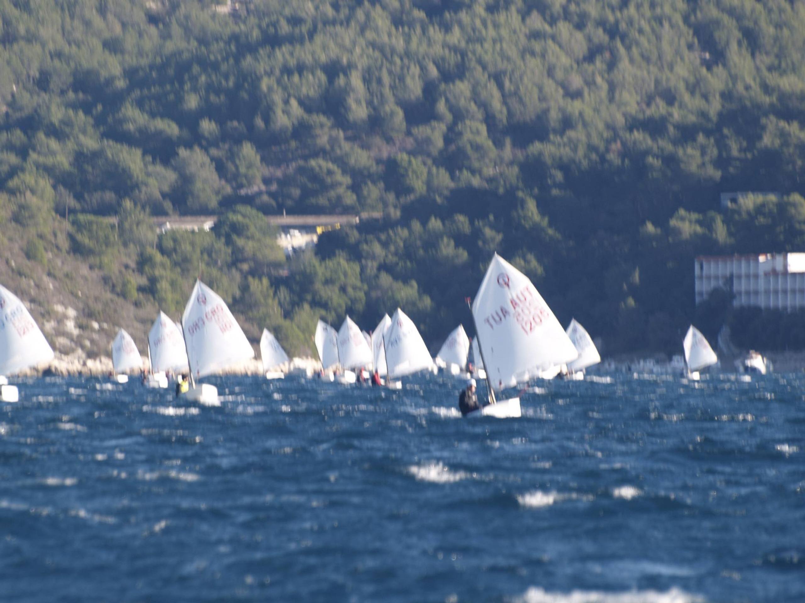 41. Međunarodna novogodišnja regata, Hvar, prosinac 2017. — fotografija 52 od 100