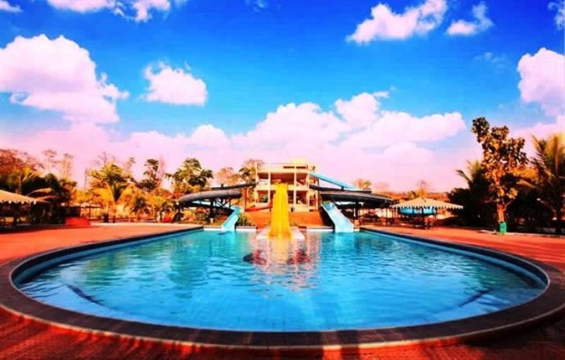 Hotel Treat Resort