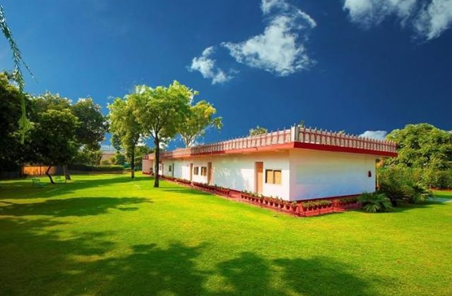 Aapno Ghar Resort
