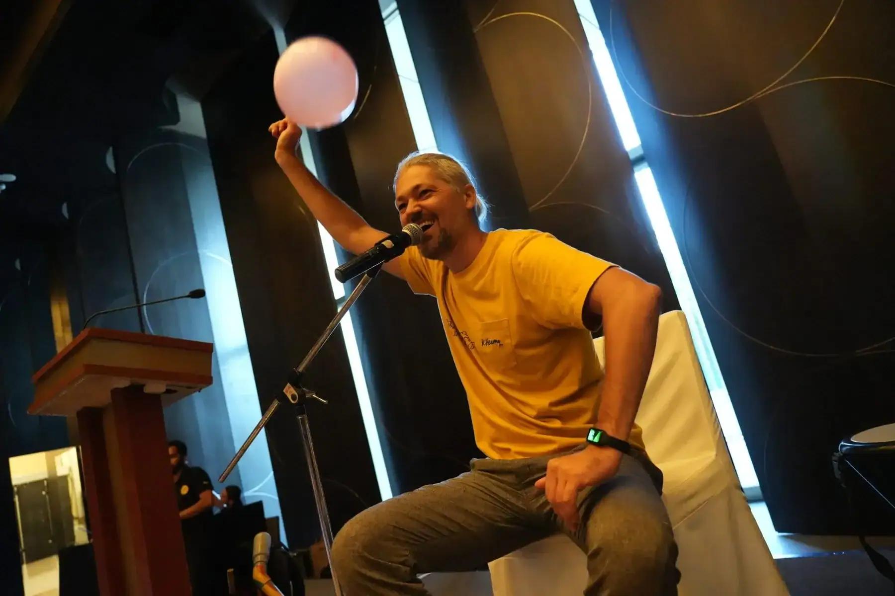 Balloon Rhythm