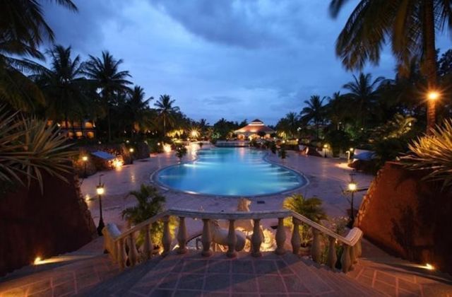 Golden Amoon Resort