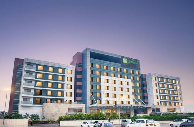 Holiday Inn