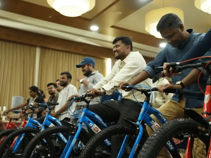 Build-A-Bike — photo 2