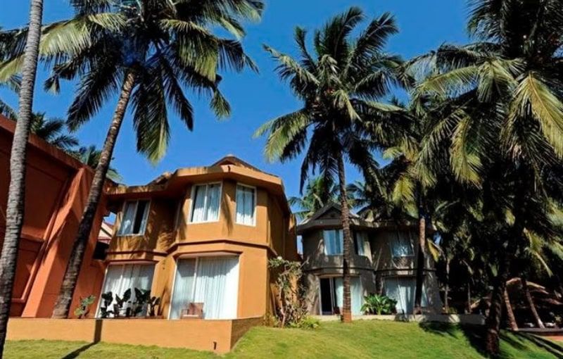 Whispering Palms Beach Resort