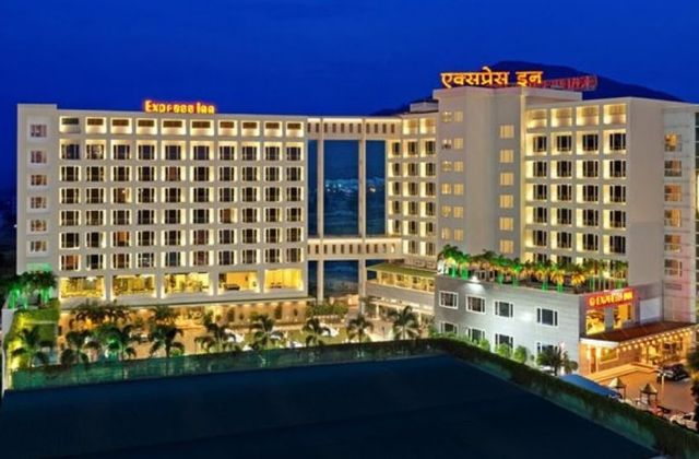 Express Inn Luxury Hotel