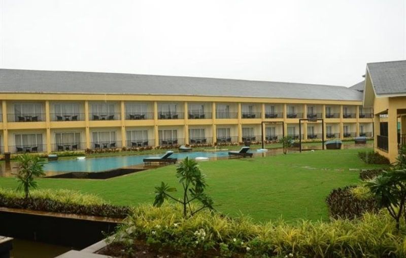 Trpoical Retreat