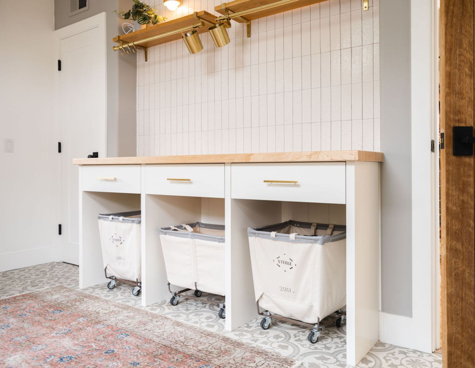 Rollout Hamper Station