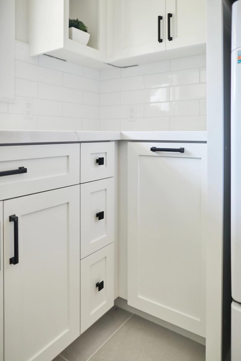 White shaker laundry corner