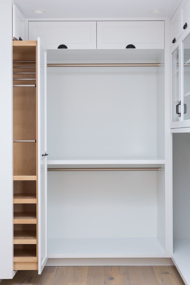 pull-out full height closet accessory