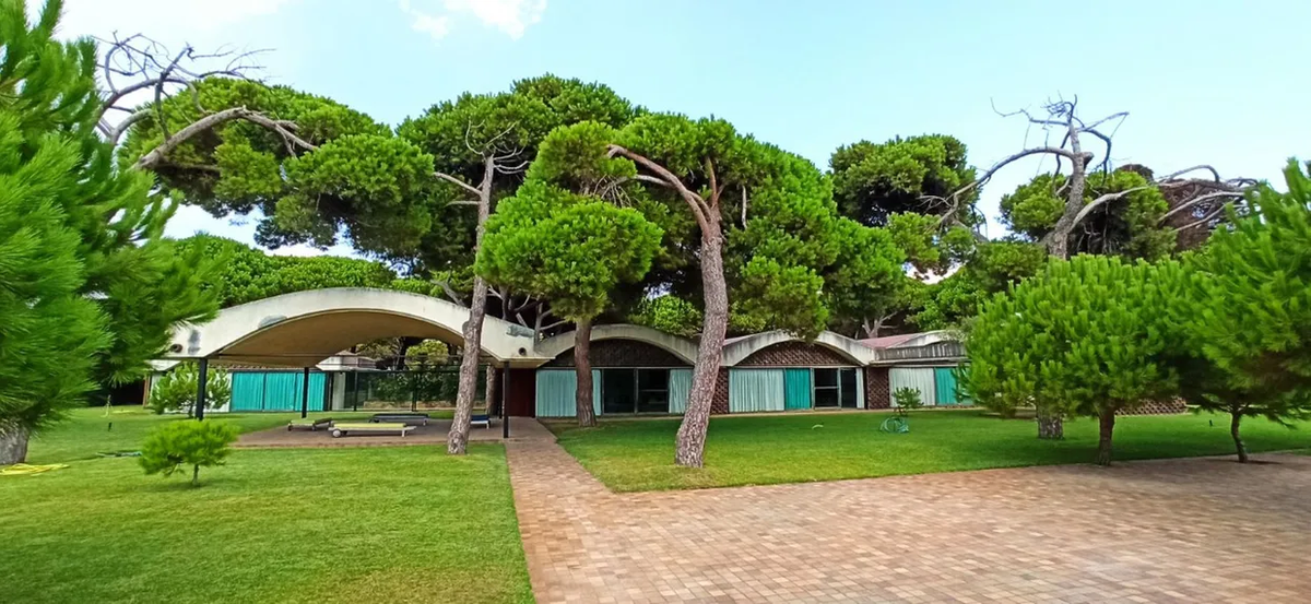 Casa Gomis, the private villa by Antonio Bonet, anchor venue of Manifesta 15's Balancing Conflicts cluster.