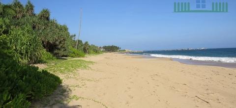 CS194-Beach Side Property In Down South