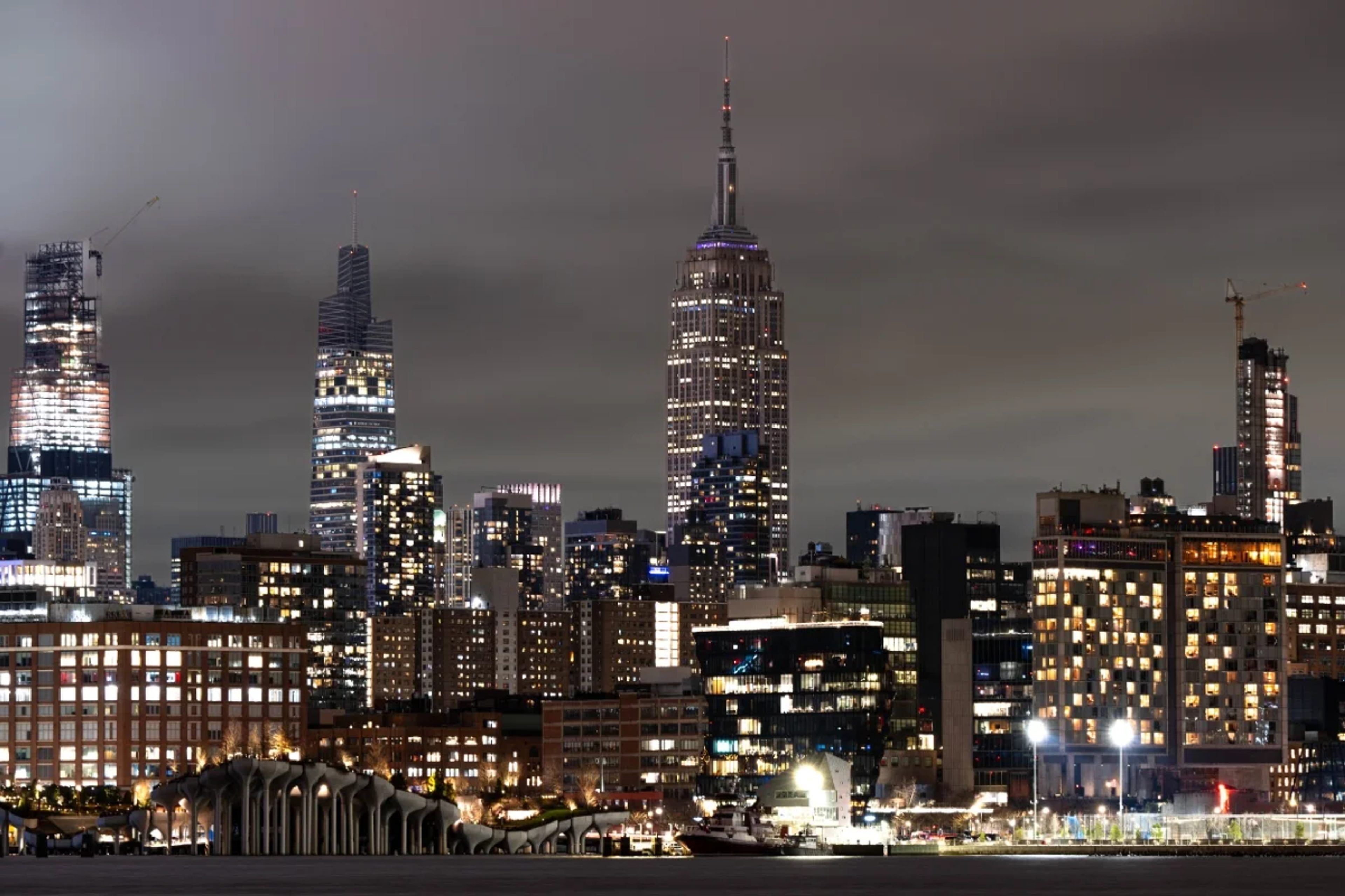 New York skyline with the lights off