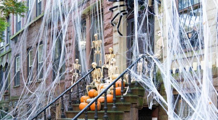 Halloween Stoop Decorations on a brownstone in New York