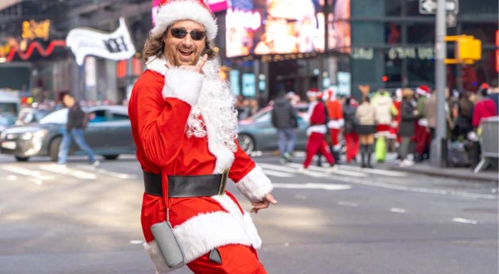 Man dressed as Santa Claus on a skateboard in New York