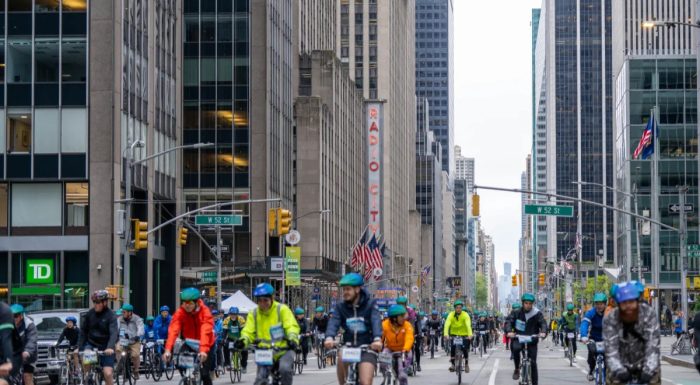 Bicycle riders on 6th Avenue