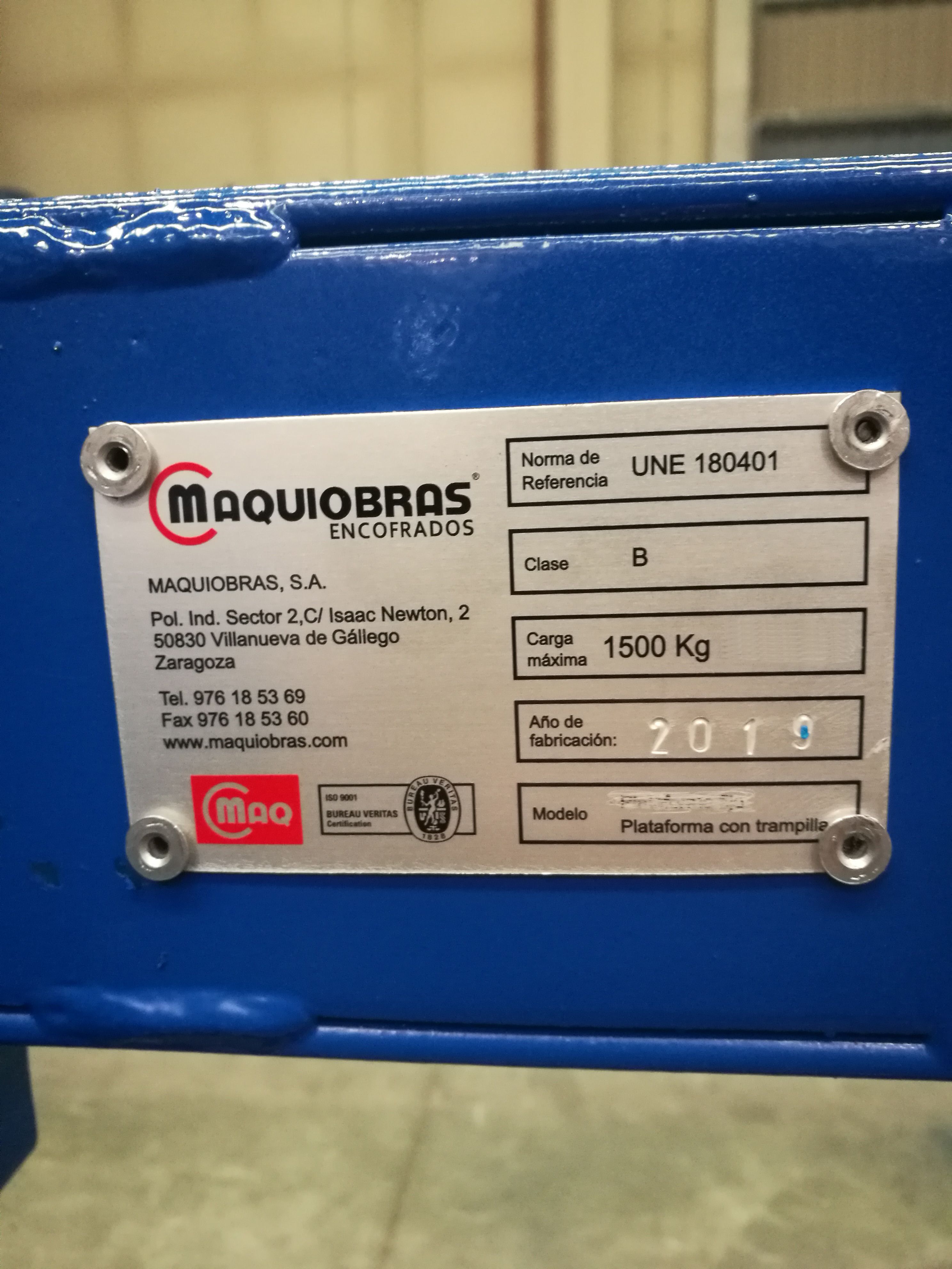MAQUIOBRAS refuerza la seguridad en obra con sus plataformas de descarga conforme a normativa UNE 180401