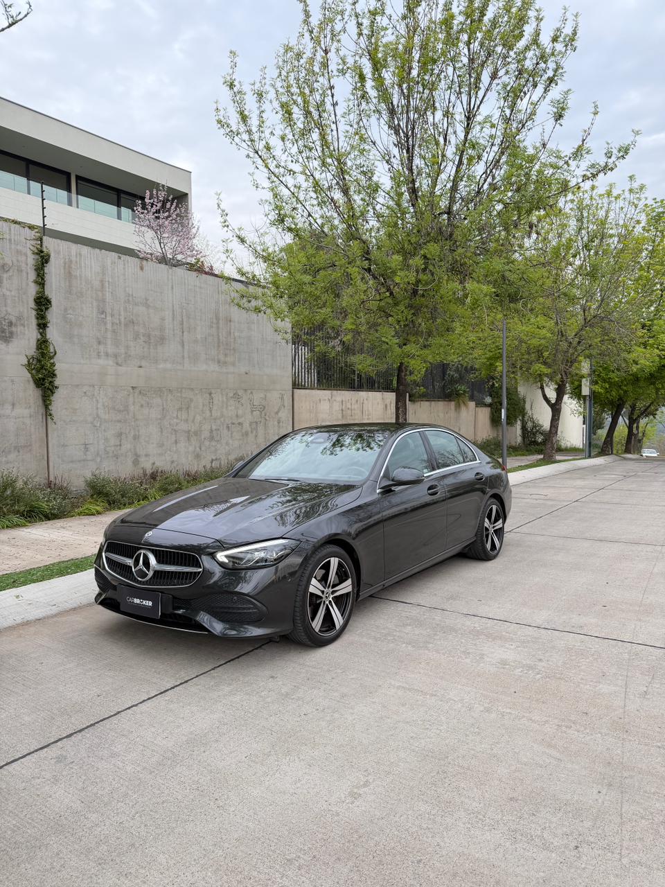 Mercedes-Benz C200