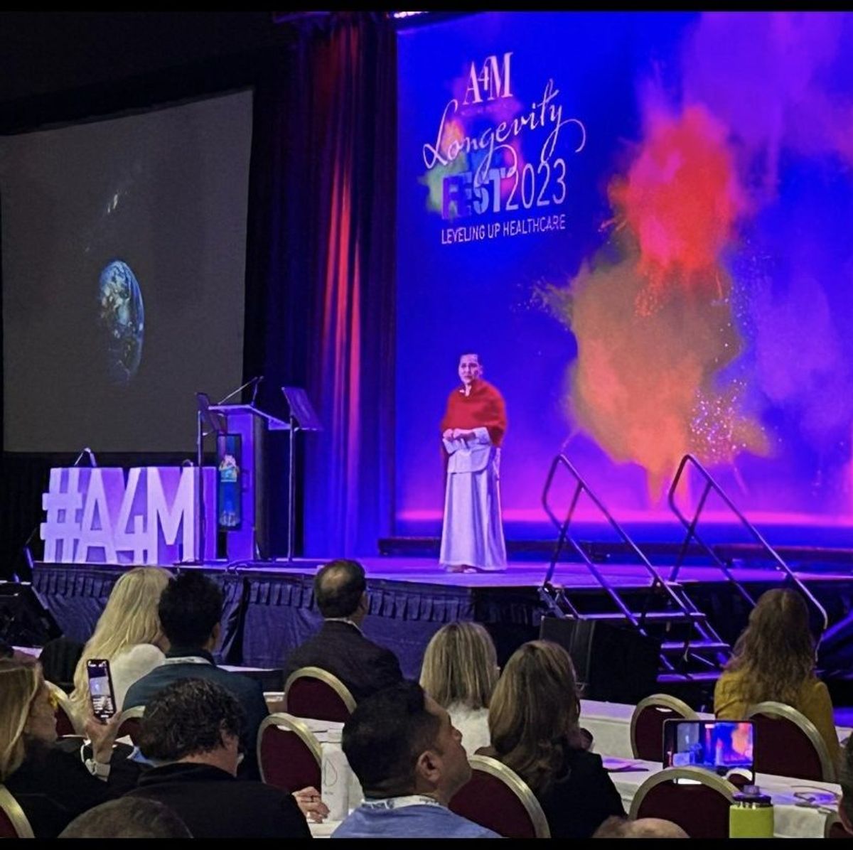 Master Acharavadee Wongsakon Unveiled Dhamma to the Medical World at A4M Conference