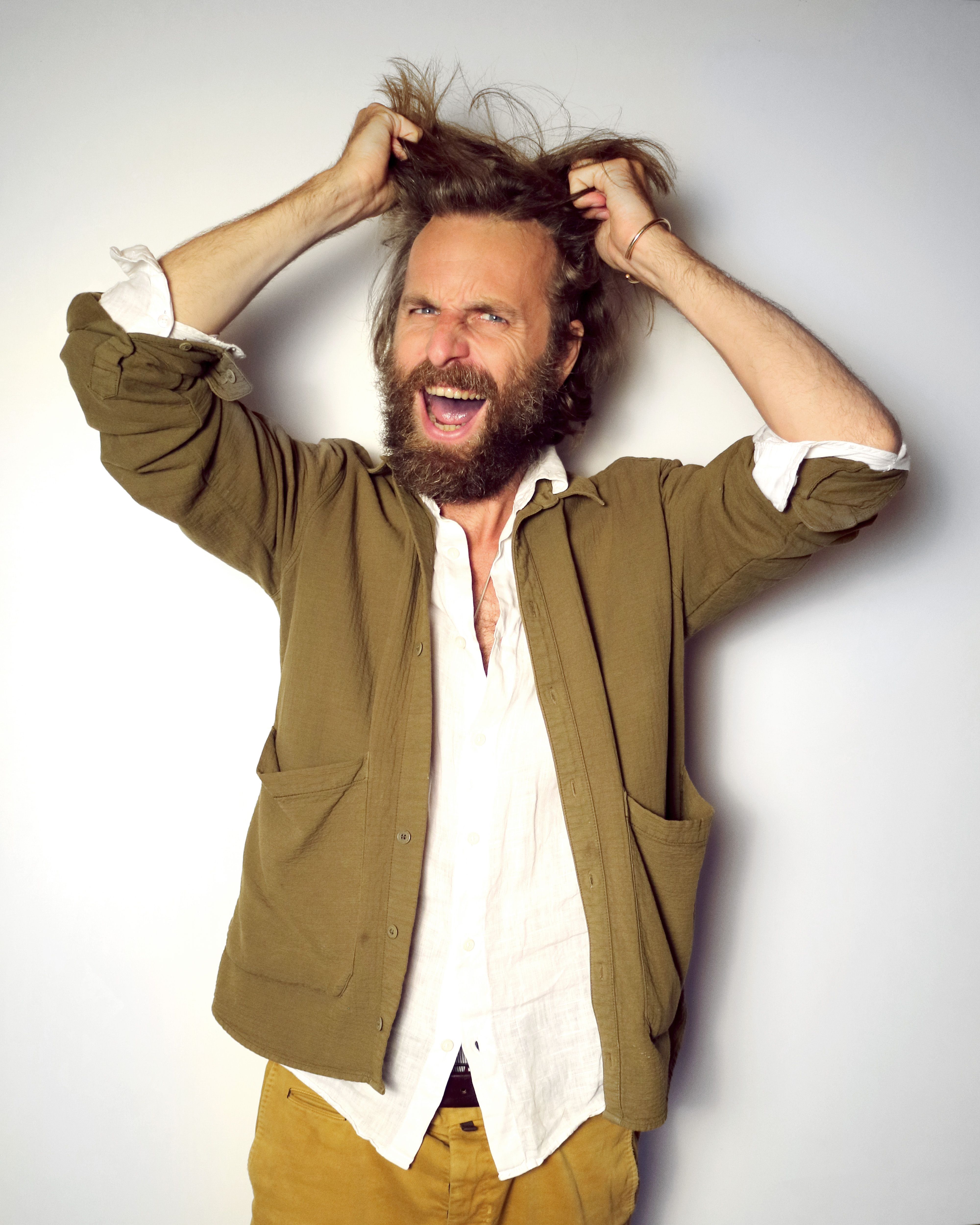 Louie-salto-crazy-PLAYY® 