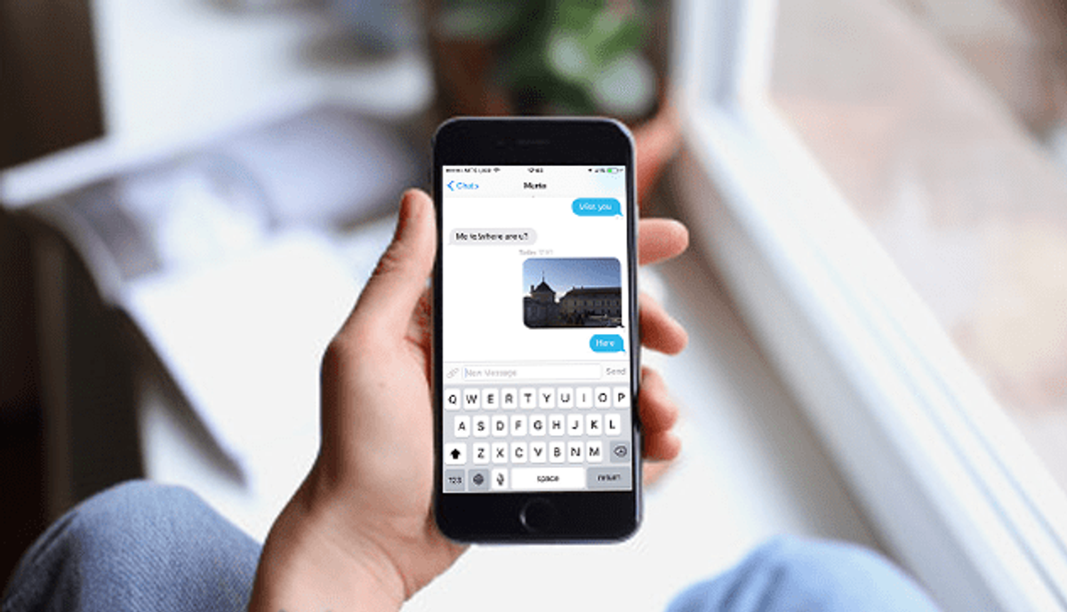 Tiddle messaging app clean chat interface