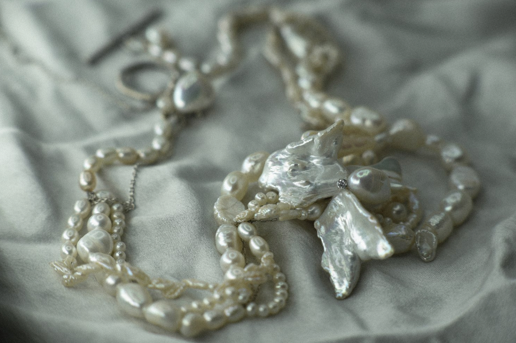 Product Image for The Ocean Returns Pearl Necklace