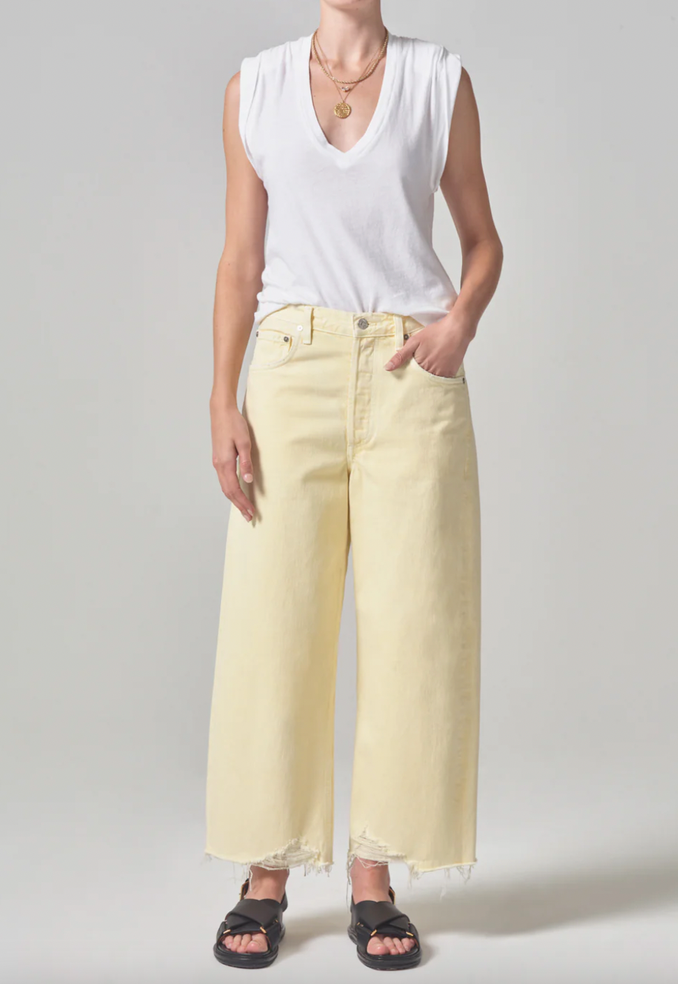 Product Image for Ayla Twill Raw Hem Crop, Limoncello