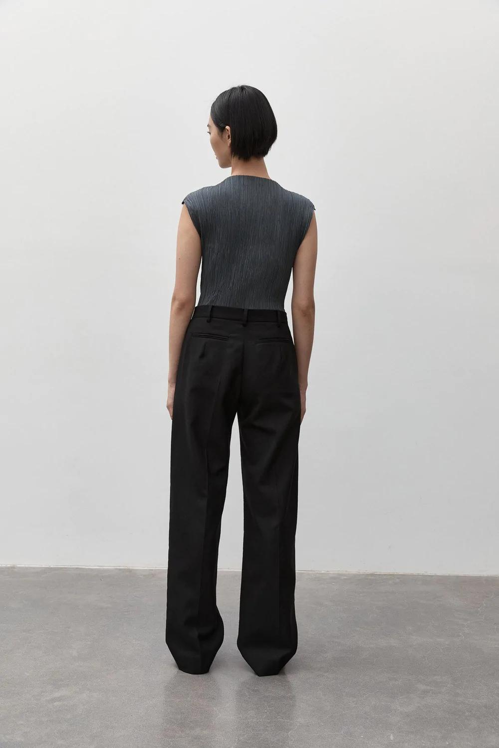 Product Image for Pleated Top, Charcoal