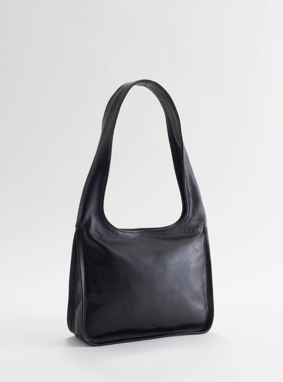 Product Image for Clara, Black