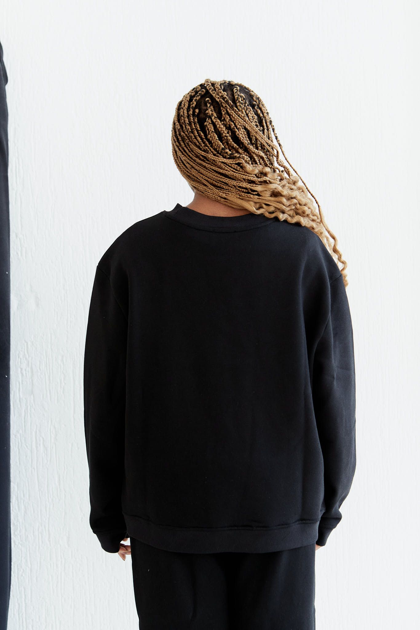 Product Image for Nima Sweatshirt, Black