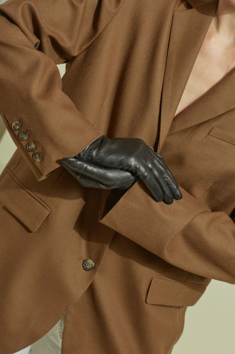 Product Image for Classic Gloves, Black