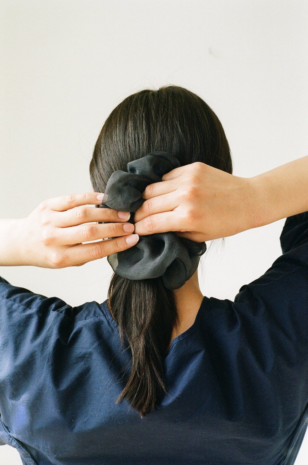 Product Image for Silk Organza Scrunchie, Charcoal