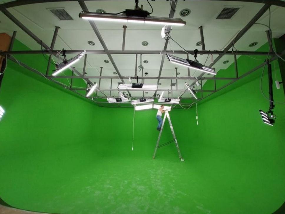 Meta Digital Education: Turnkey Greenbox Studio Construction