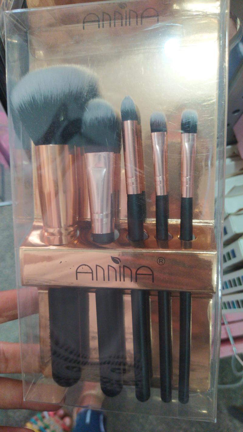 Set de Brochas Annina
