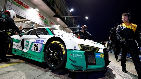 24 godziny, 4000 opon - Dunlop na wyścigu na Nürburgring